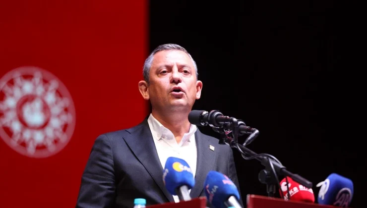 CHP Genel Başkanı Özgür Özel: Cemevleri Aleviler için ibadethanedir